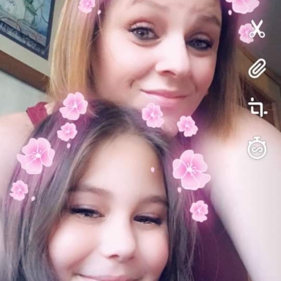 Meet your Posher, Liz - Picture 4 of 4